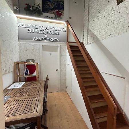 Airbhouse Private Rooms & Apartments Sevilla Dış mekan fotoğraf