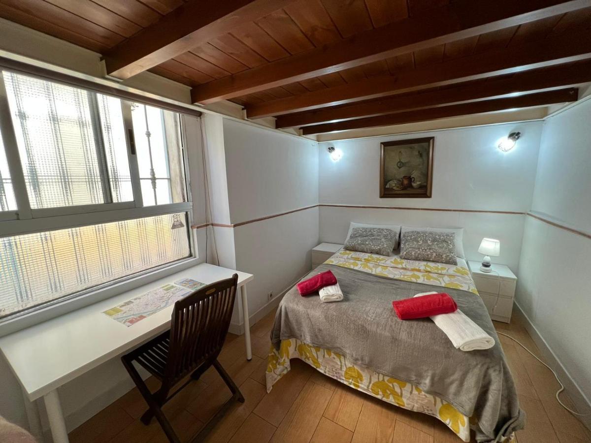 Airbhouse Private Rooms & Apartments Sevilla Dış mekan fotoğraf